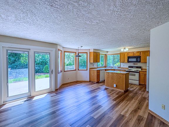 Family Room & Kitchen