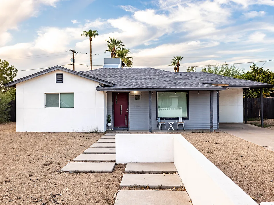 2238 E Mulberry Dr