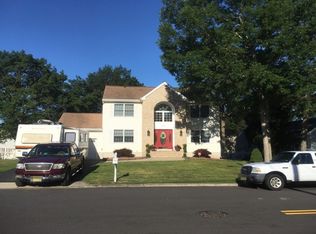 378 Mermaid Dr, Manahawkin, NJ 08050