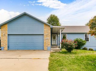 18247 E Us Highway 24 Cir, Independence, MO 64056