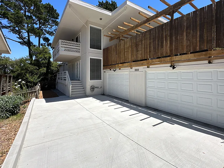 642 Toyon Dr — Photo 42