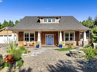654 F St, Gearhart, OR 97138