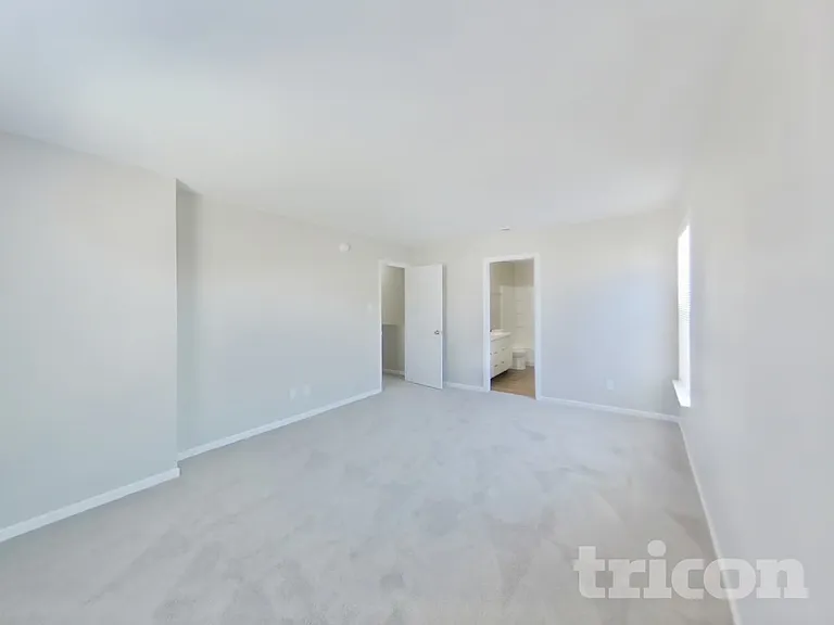 11315 Cuyahoga Dr — Photo 6