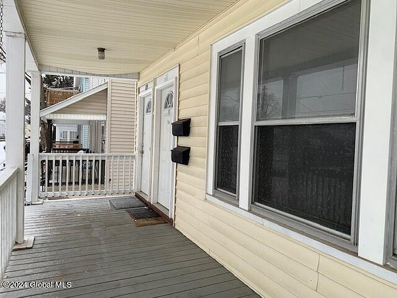 3rd image of 439 Cedar Street