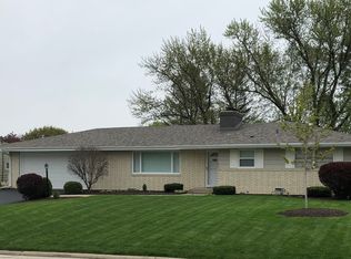 4631 Skyline Dr, Rockford, IL 61107