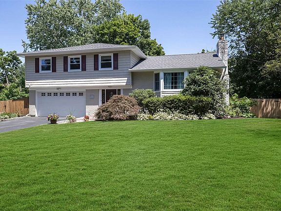2nd image of 3 Candlewood Ct