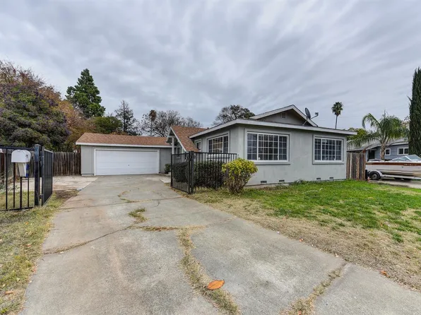 1421 Oakhurst Way, Sacramento, CA 95822