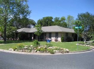 2200 Pompton Dr, Austin, TX 78757