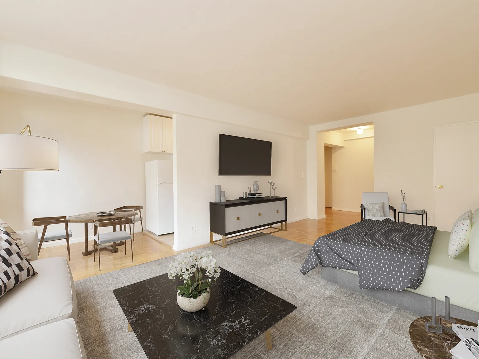 250 East 39th Street — Photo 2