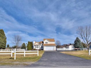 1714 N Long Rd, Greenacres, WA 99016