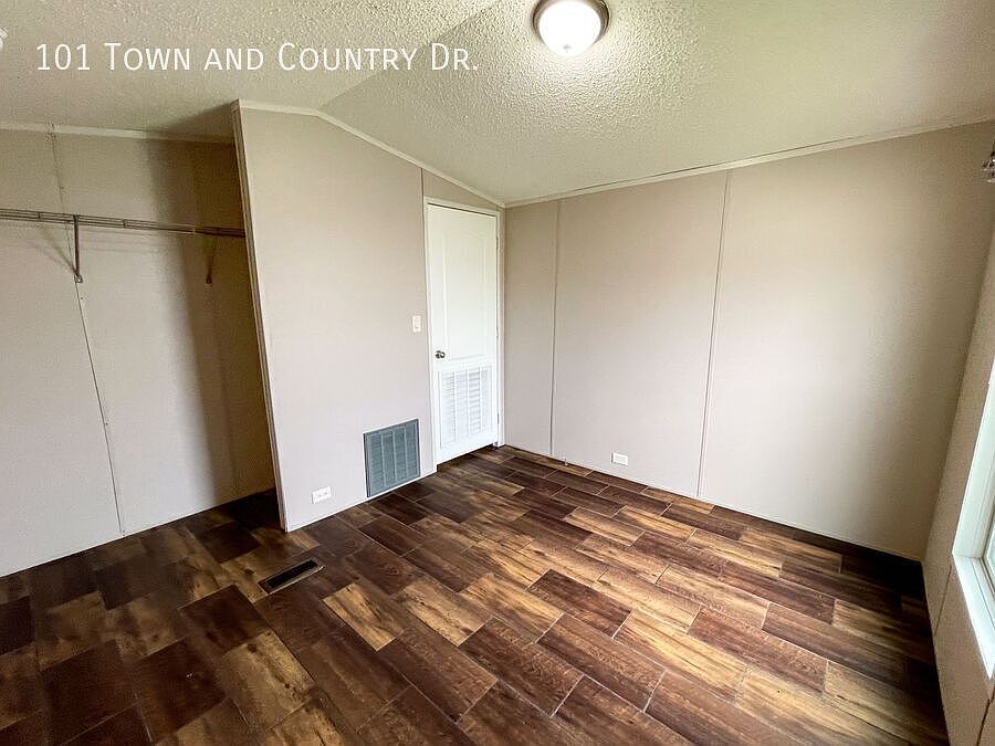 1st image of 101 Town And Country Dr
