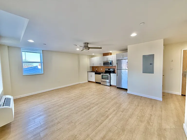 249 S 49th St #8O6 — Photo 68