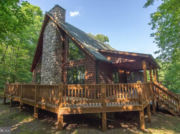 710 Hunters Ridge Dr, Oakland, MD 21550