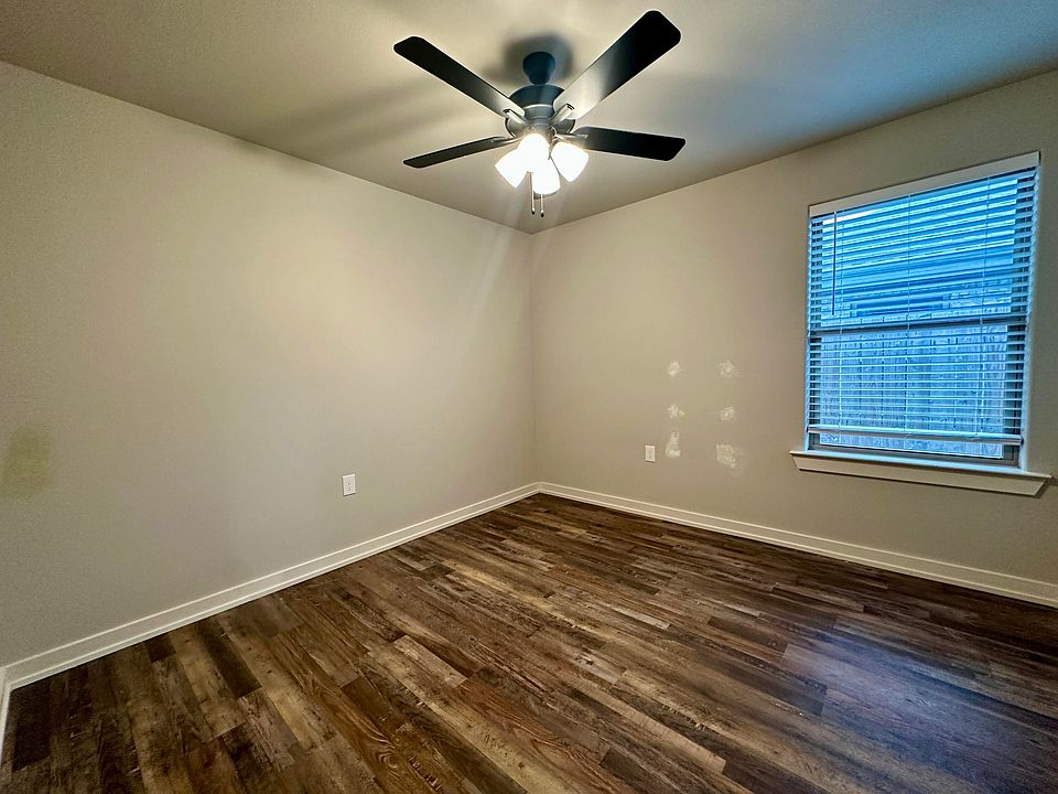 1st image of 5524 122nd St #5524A