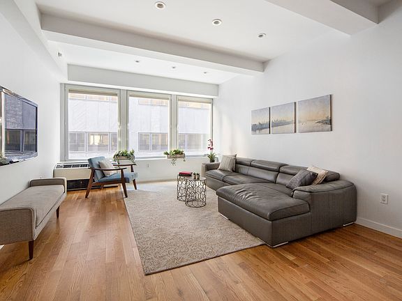 2nd image of 90 William St APT 6C