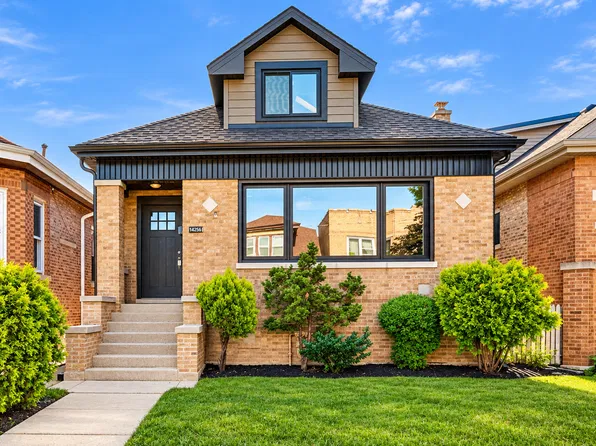 4256 N Monitor Ave, Chicago, IL 60634