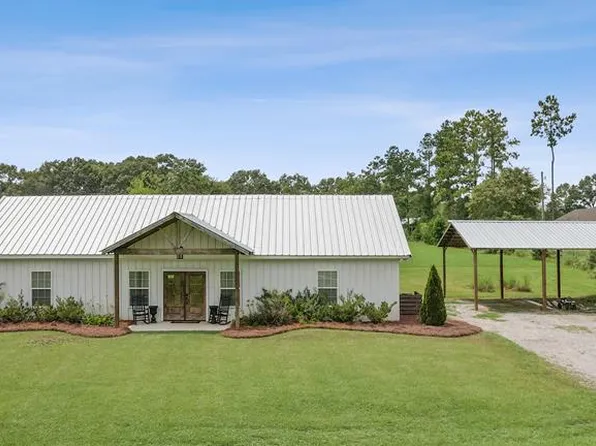 644 County Road 19, Headland, AL 36345