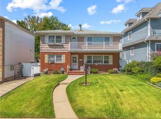 247 Hillcrest St, Staten Island, NY 10312
