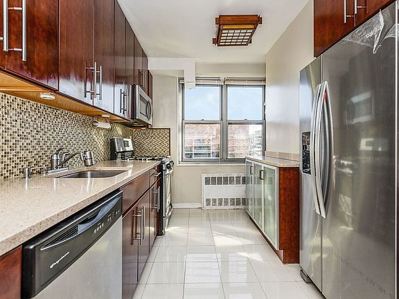 2nd image of 7025 Yellowstone Blvd APT 2H