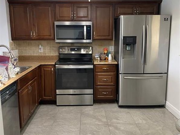 3342 Beau Rivage Dr #202