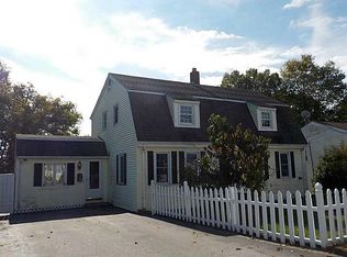 92 Kennedy St, Woonsocket, RI 02895