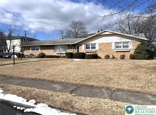 1705 E Cedar St, Allentown, PA 18109