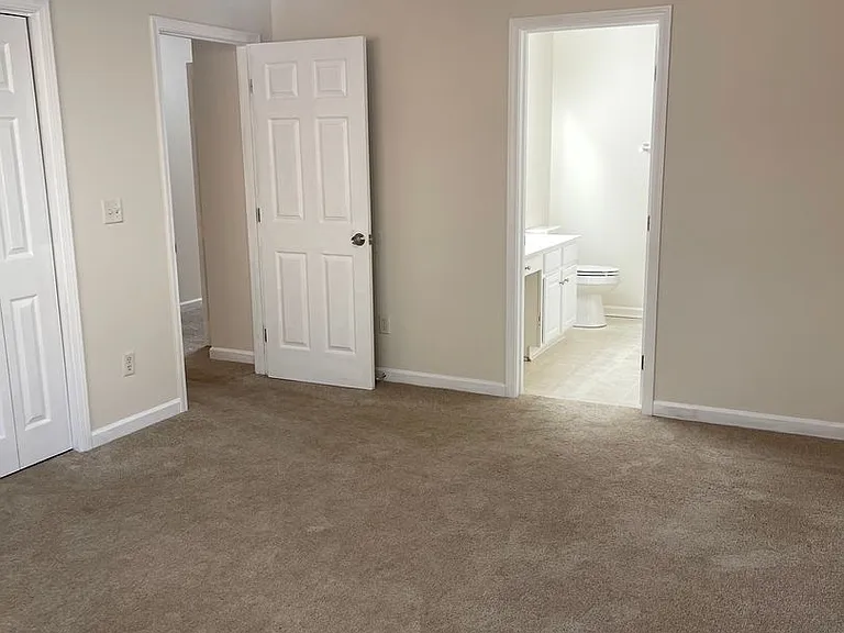 162 Alton Cir — Photo 9