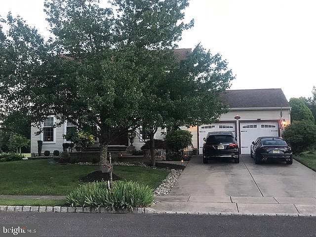 2nd image of 27 Cider Press Ln