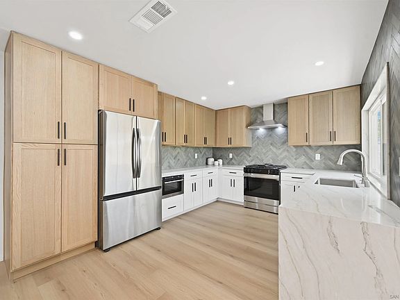 2nd image of 12437 Ridgeton Dr