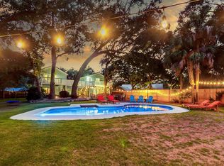 32 21st Ave, Isle Of Palms, SC 29451