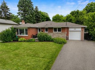 1063 Maplehurst Ave, Burlington, ON L7T3G3