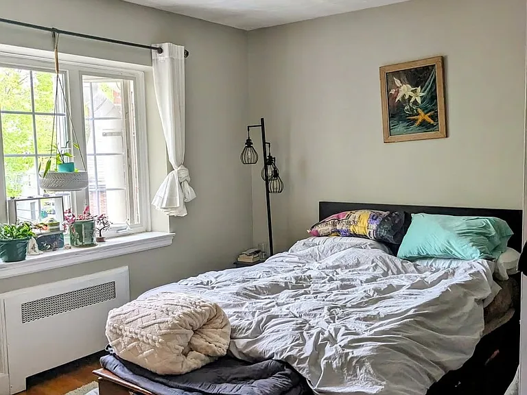 549 Centre St #8 — Photo 7