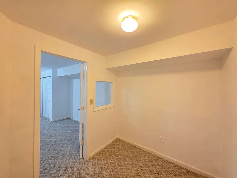 275 Skyline Dr — Photo 16