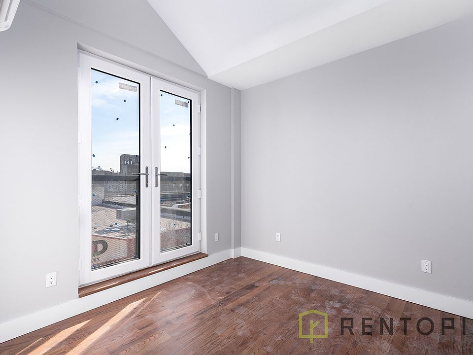 1st image of 310 Saint Nicholas Ave #3S