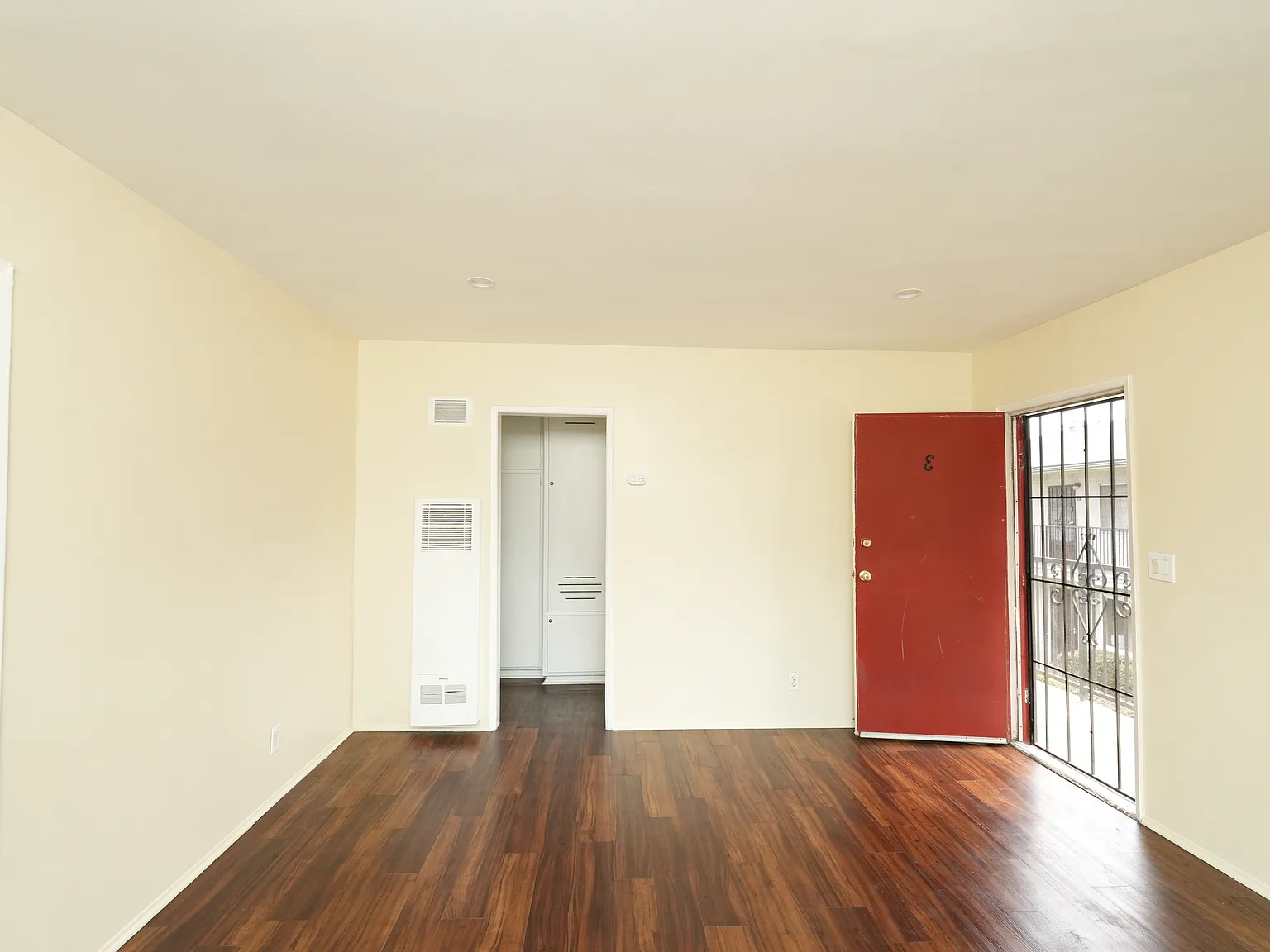 12809 Oak St — Photo 4