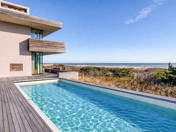 3rd image of 15 Dune Rd