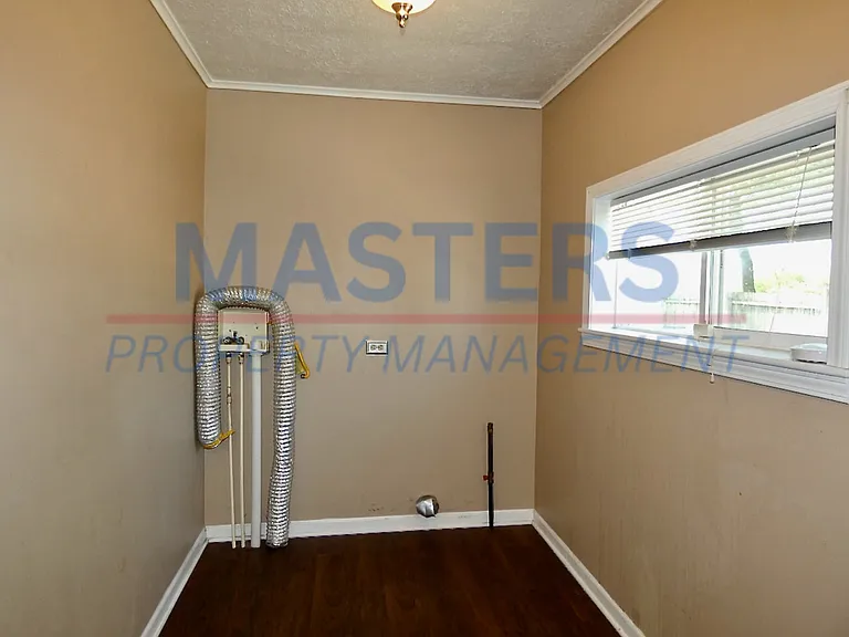 20 Greenwood Ave — Photo 8