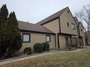 9711 Revere Way, Indianapolis, IN 46250
