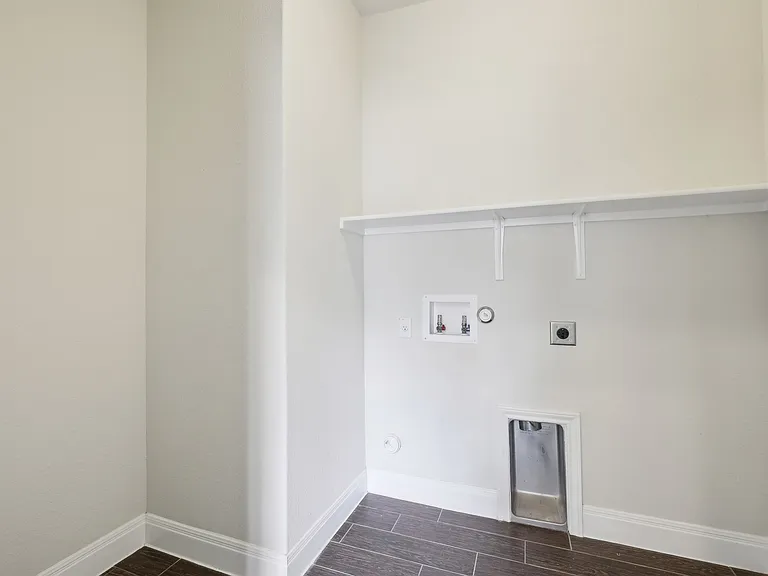 10418 Turnbull Loop — Photo 21