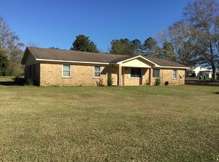 5513 Passion Rd, Moss Point, MS 39562