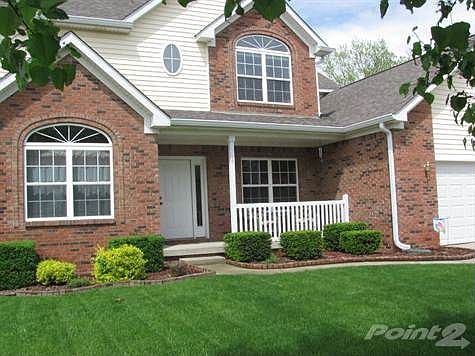 Well maintained landscaping!