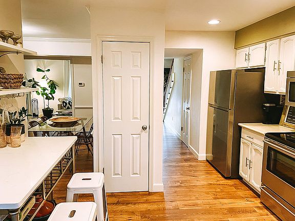 Kitchen & Dining Room