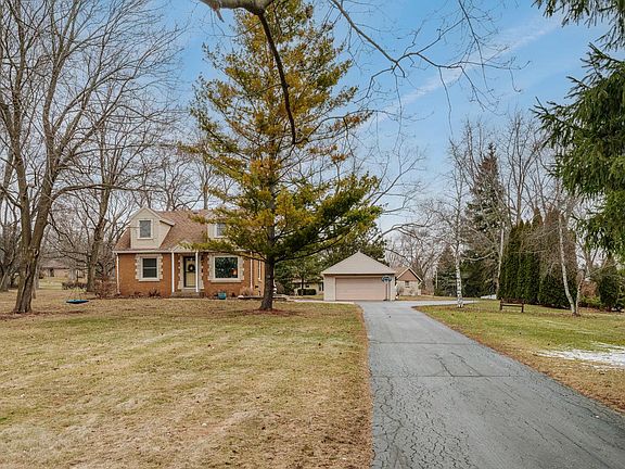 3rd image of 15160 West Burleigh ROAD