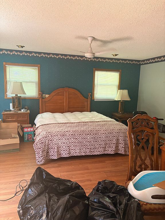 402 Ward St - Property Image