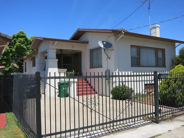 1477 33rd Ave photo 1