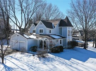 11083 Century Ln, Overland Park, KS 66210