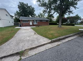 43 Pennwood Dr, Hampton, VA 23666