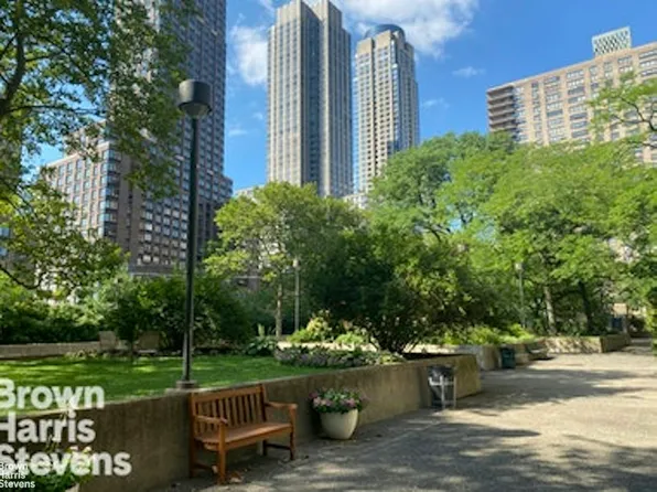 165 West End Avenue 2J image 12 of 12