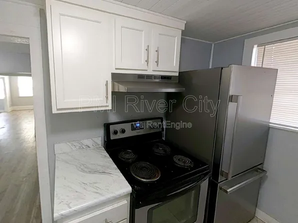 1331 W 25th St, Jacksonville, FL 32209