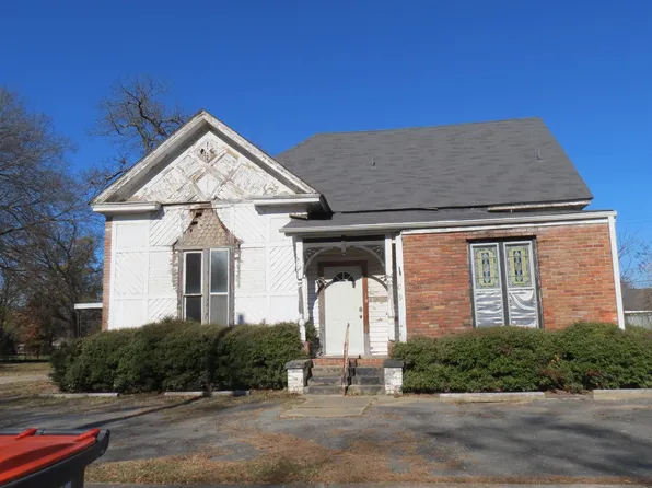 909 W 5th Ave, Pine Bluff, AR 71601